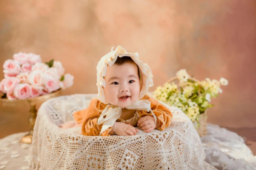 定州八个月宝宝拉奶瓣 定州八个月宝宝拉奶瓣